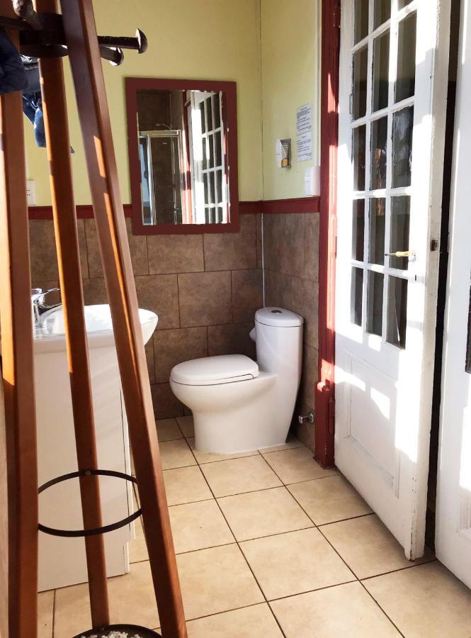 Hostal Casa Florencia 푸에르토바라스 외부 사진