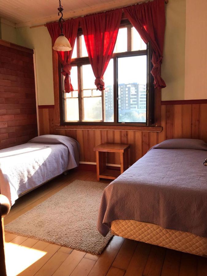 Hostal Casa Florencia 푸에르토바라스 외부 사진